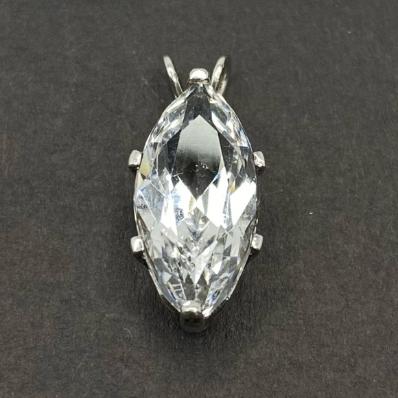 Marquise CZ Pendant in 925 Silver - Picture 2 of 7
